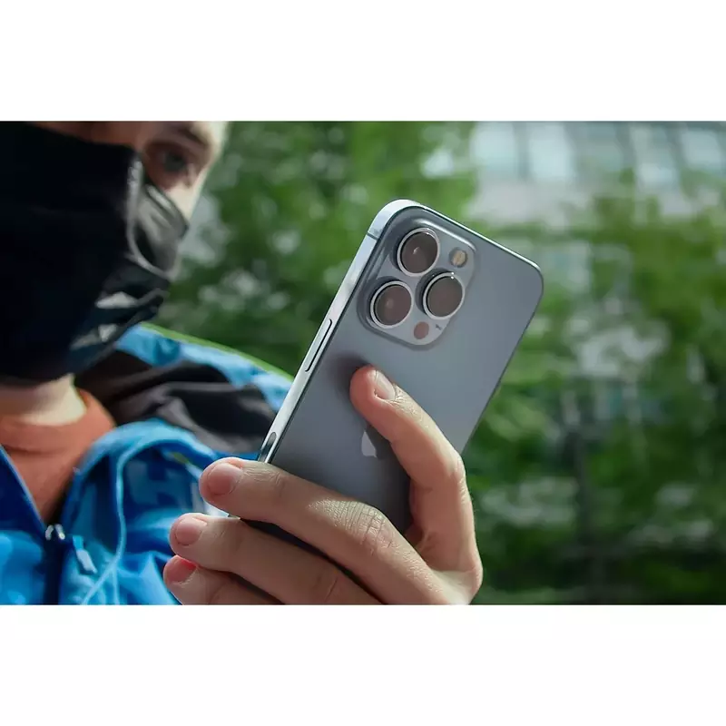 iPhone 13 Pro 3 iPhone 13 Pro