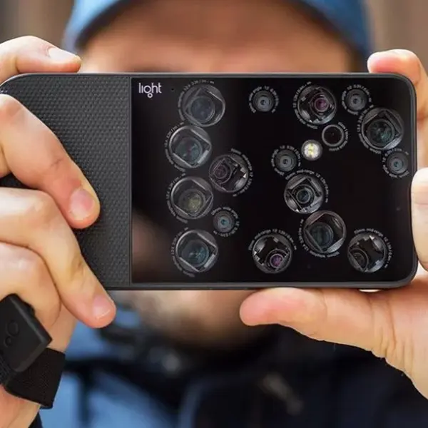 گوشی با دوربین 12 مگاپیکسل